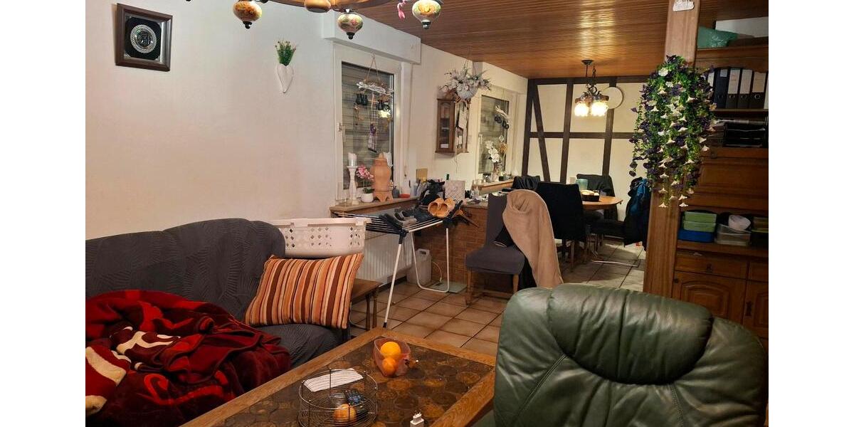 Dachgeschoßwohnung Leverkusen Bergisch Neukirchen - 4 Zimmer, 86 m&sup2;, 1.200&euro; | Angebot:25784130