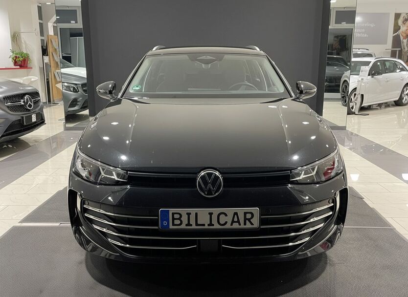 VW Passat 44.900 km 31.599 € Düsseldorf 40233