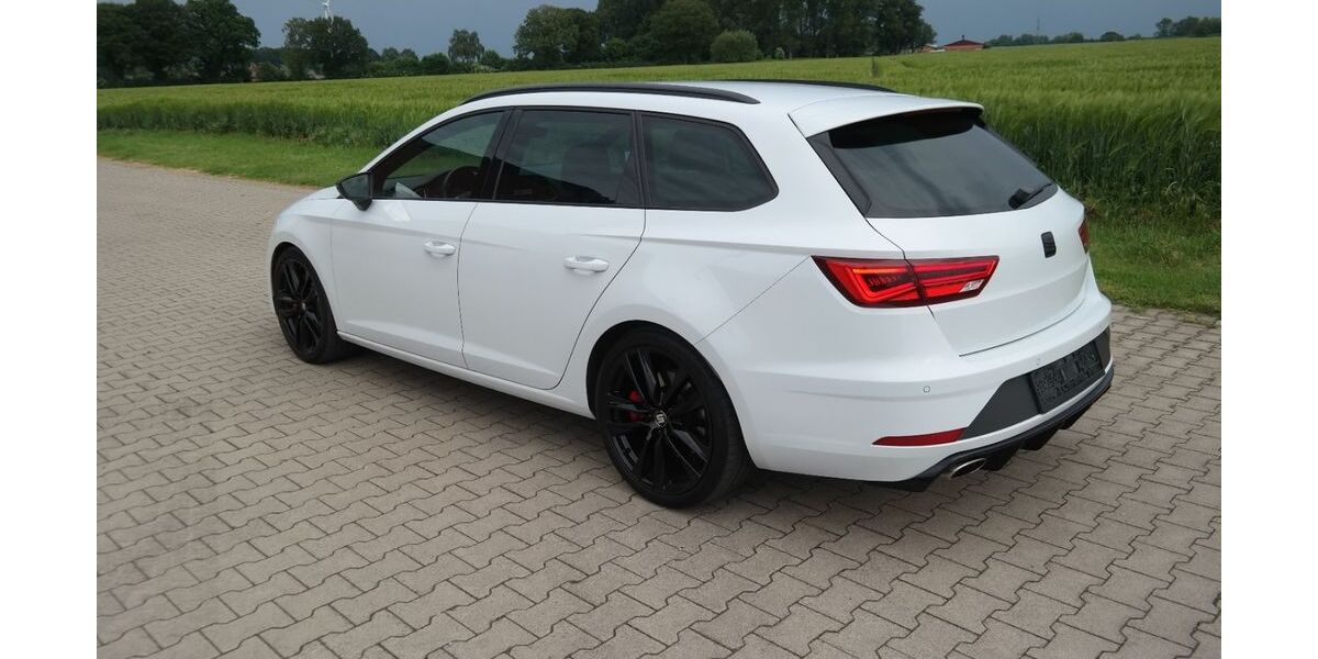 Seat Leon 125.000 km 21.200 &euro; Remscheid 42897