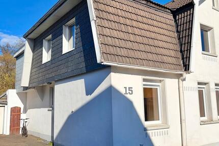Haus Gevelsberg - 4 Zimmer, 105 m&sup2;, 990&euro; | Angebot:26055924