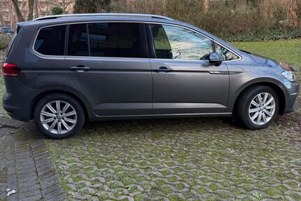 VW Touran 196.000 km 14.300 &euro; Düsseldorf 40229