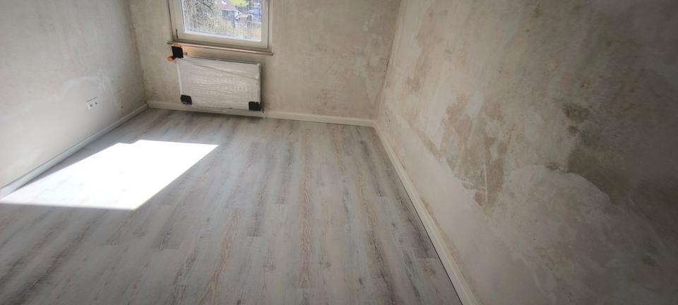 Etagenwohnung Wuppertal Gemarkung Langerfeld - 2 Zimmer, 62 m&sup2;, 446&euro; | Angebot:26415705