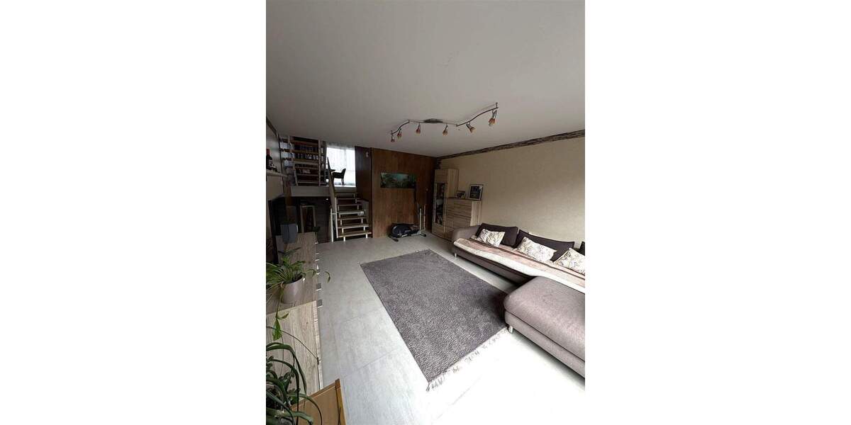 Reihenmittelhaus Solingen Höhscheid - 5 Zimmer, 138 m&sup2;, 450.000&euro; | Angebot:23208866