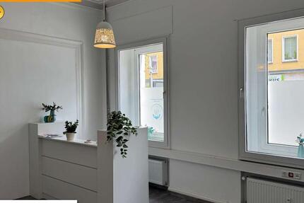 Historische Villa – Repräsentative Büro- oder Praxisfläche in Bestlage zimmer