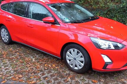 Ford Focus 118.000 km 8.950 € Leichlingen 42799