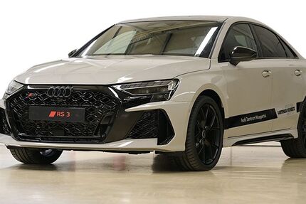 Audi RS3 1.500 km 75.690 &euro; Wuppertal 42109