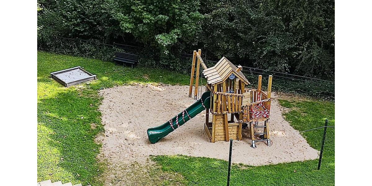 Etagenwohnung Velbert Langenberg - 2 Zimmer, 63 m&sup2;, 115.000&euro; | Angebot:25980342