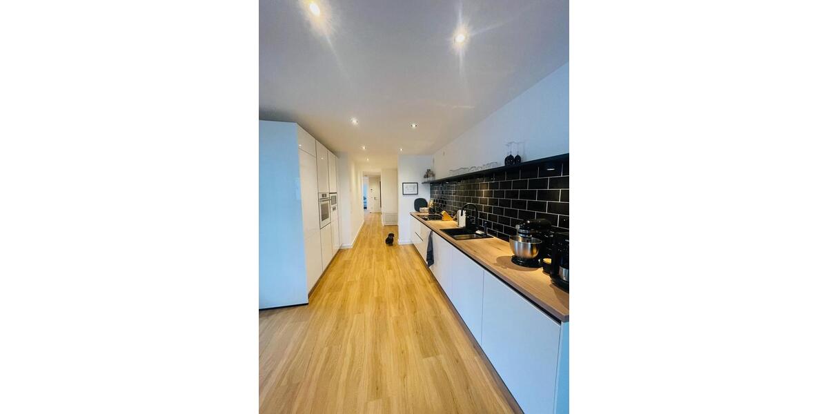 Moderne und helle neuwertige 4-Zimmer Wohnung mit 3 Balkonen im EG in Solingen 4 zimmer