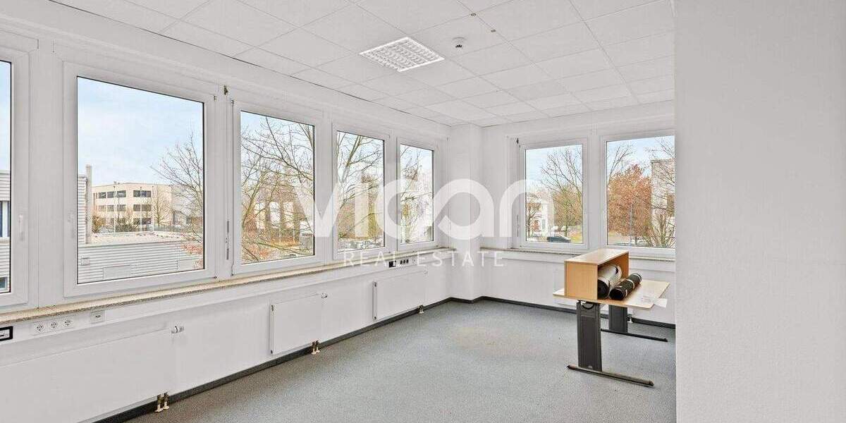 HALLE | BÜRO | STELLPLÄTZE | VIDAN REAL ESTATE zimmer