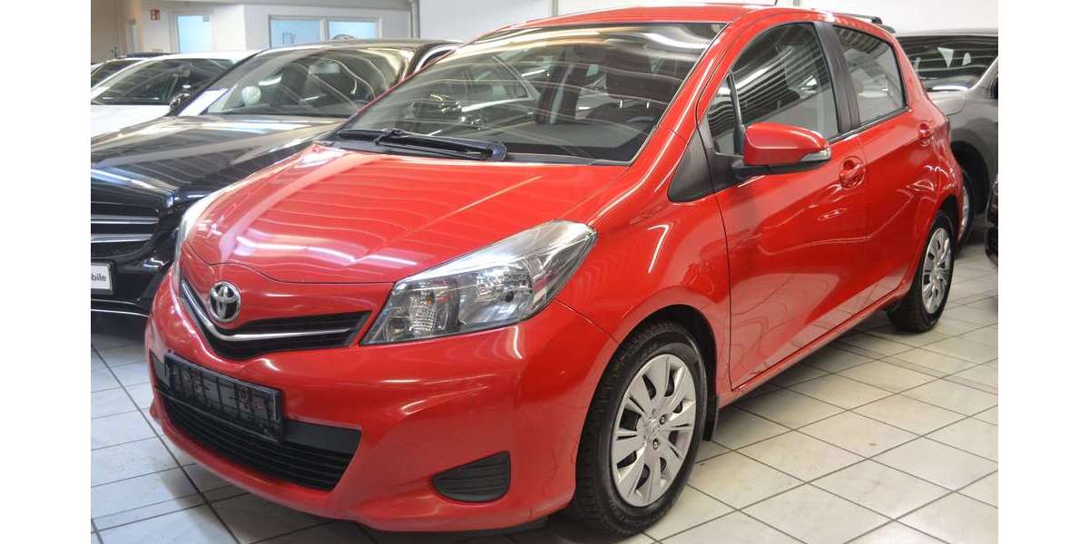 Toyota Yaris 258.660 km 4.000 &euro; Solingen 42719