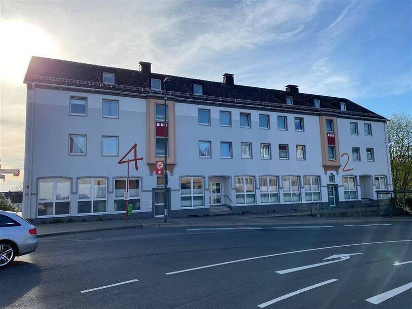 RESERVIERT: Direkt am Bräucken: 3-Zimmer-Etagenwohnung mit Balkon