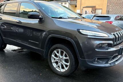 Jeep Cherokee 200.000 km 7.300 &euro; Hilden 40721