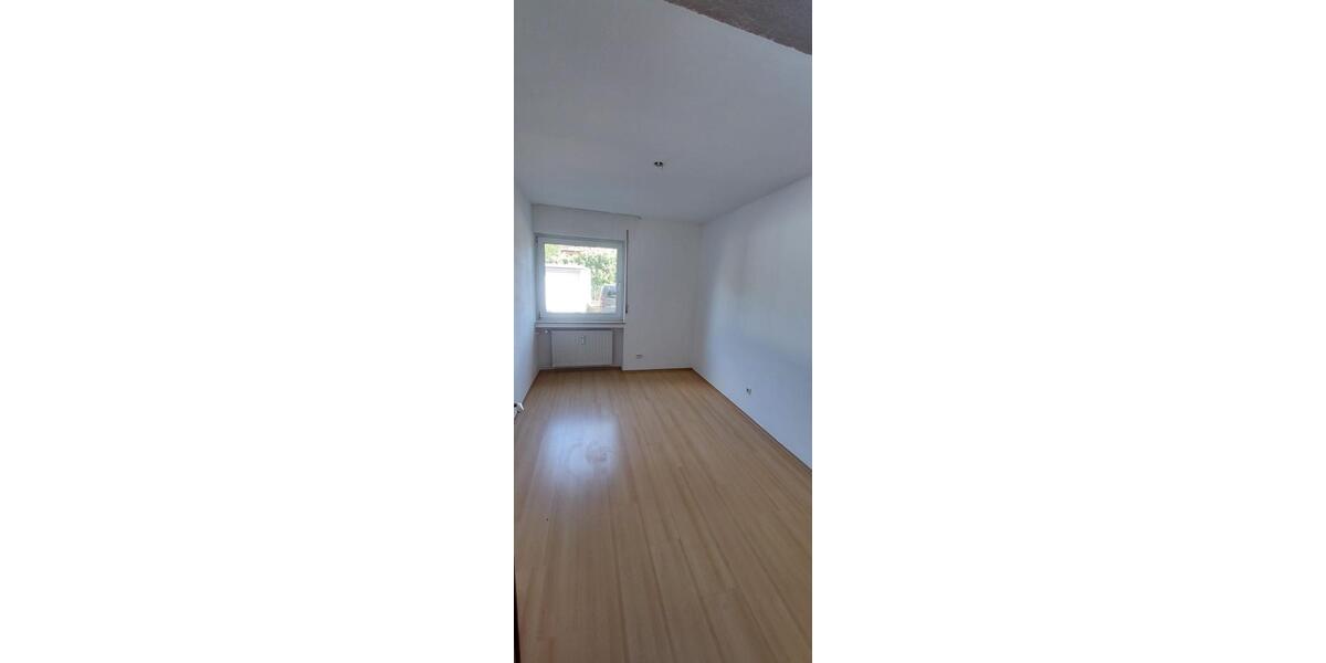 Hochparterre Bergisch Gladbach Frankenforst - 3 Zimmer, 82 m&sup2;, 1.230&euro; | Angebot:26285620