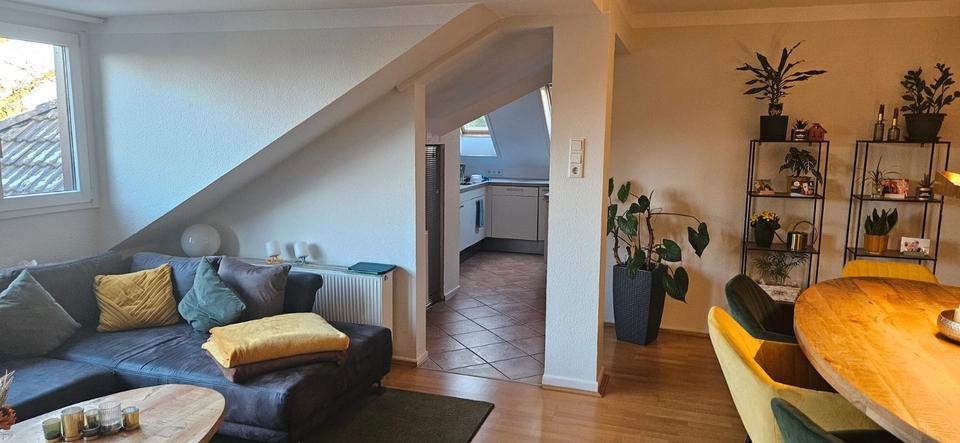 Dachgeschoßwohnung Wuppertal Lichtenplatz - 3.5 Zimmer, 110 m&sup2;, 1.125&euro; | Angebot:26395411