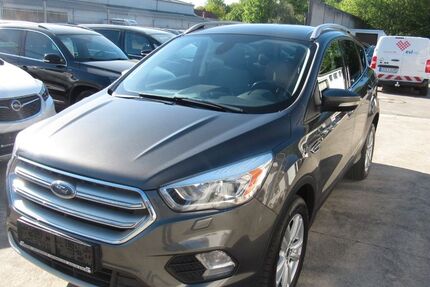 Ford Kuga 103.500 km 10.800 &euro; Leverkusen 51371