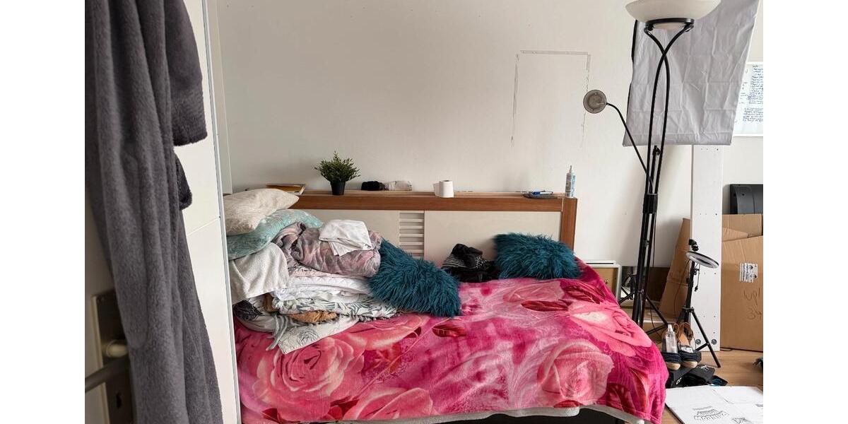 Etagenwohnung Leverkusen Alkenrath - 4 Zimmer, 97 m&sup2;, 1.060&euro; | Angebot:26425539