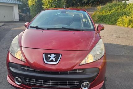 Peugeot 207 161.562 km 800 &euro; Engelskirchen 51766