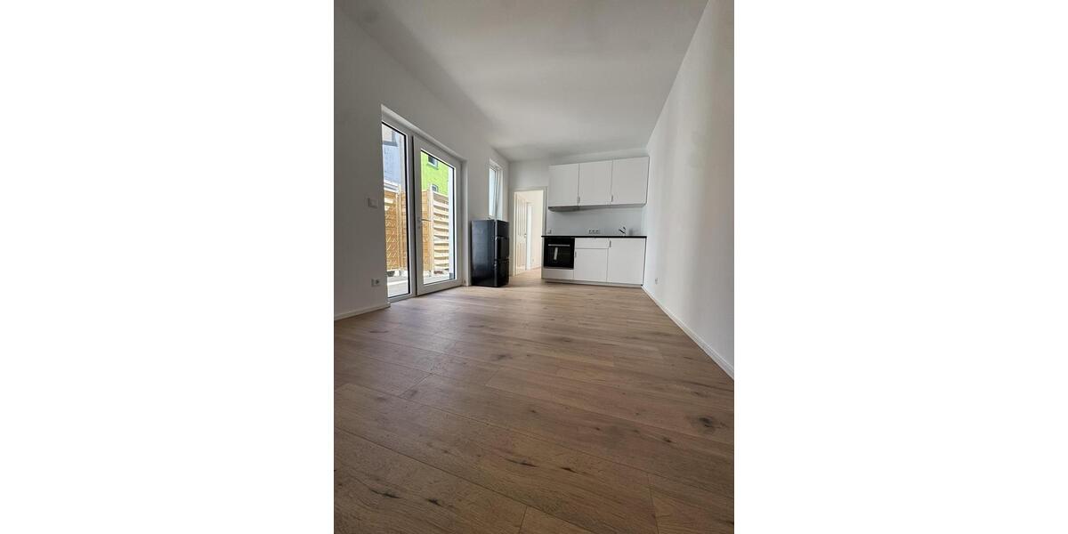 Loft - Studio - Atelier Düsseldorf Flingern Süd - 2 Zimmer, 33 m&sup2;, 749&euro; | Angebot:26439188