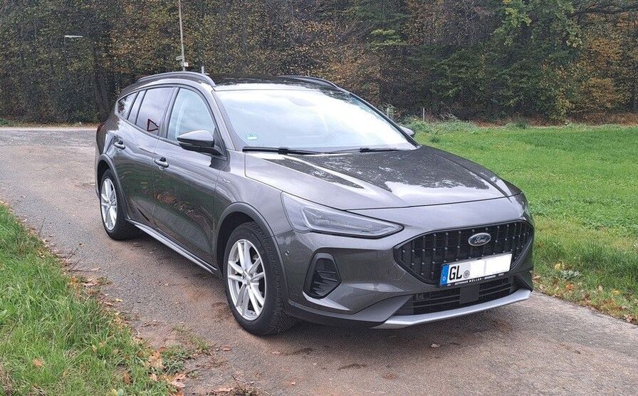 Ford Focus 19.600 km 21.900 € Overath 51491