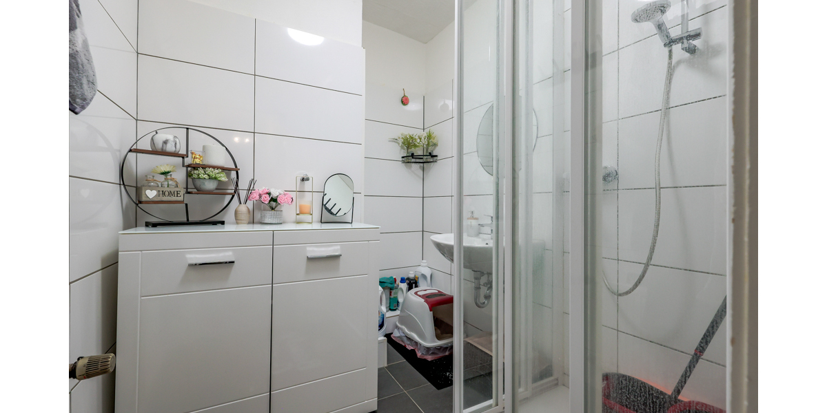 Großzügig geschnittene Eigentumswohnung in Köln-Mülheim 3 zimmer