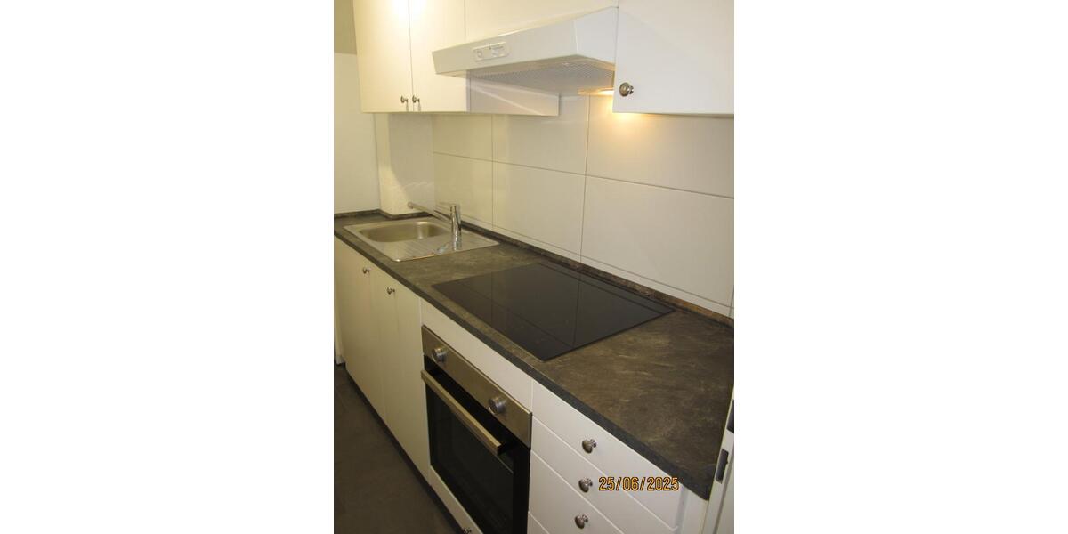 Vollständig renovierte 1-Zimmer-Wohnung mit separatem Schlafraum 1 zimmer