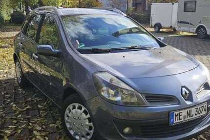 Renault Clio 142.200 km 3.299 € wülfrath 42489