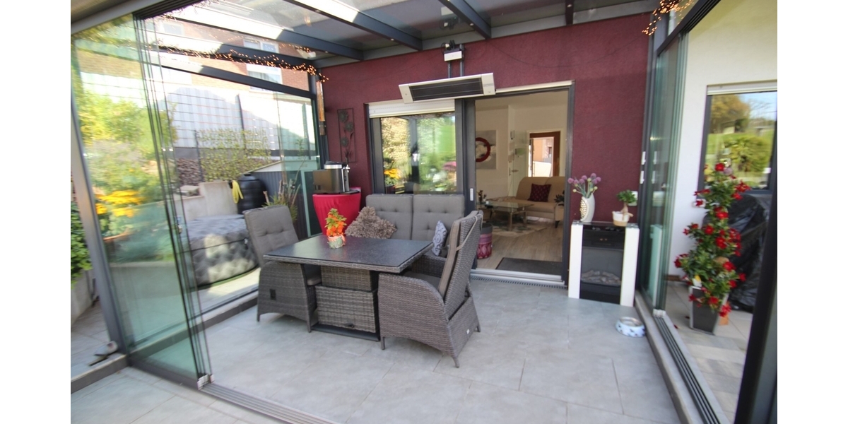 Mit 3D: Einfamilienhaus mit schön angelegtem Garten und dem Blick ins Grüne! 4 zimmer