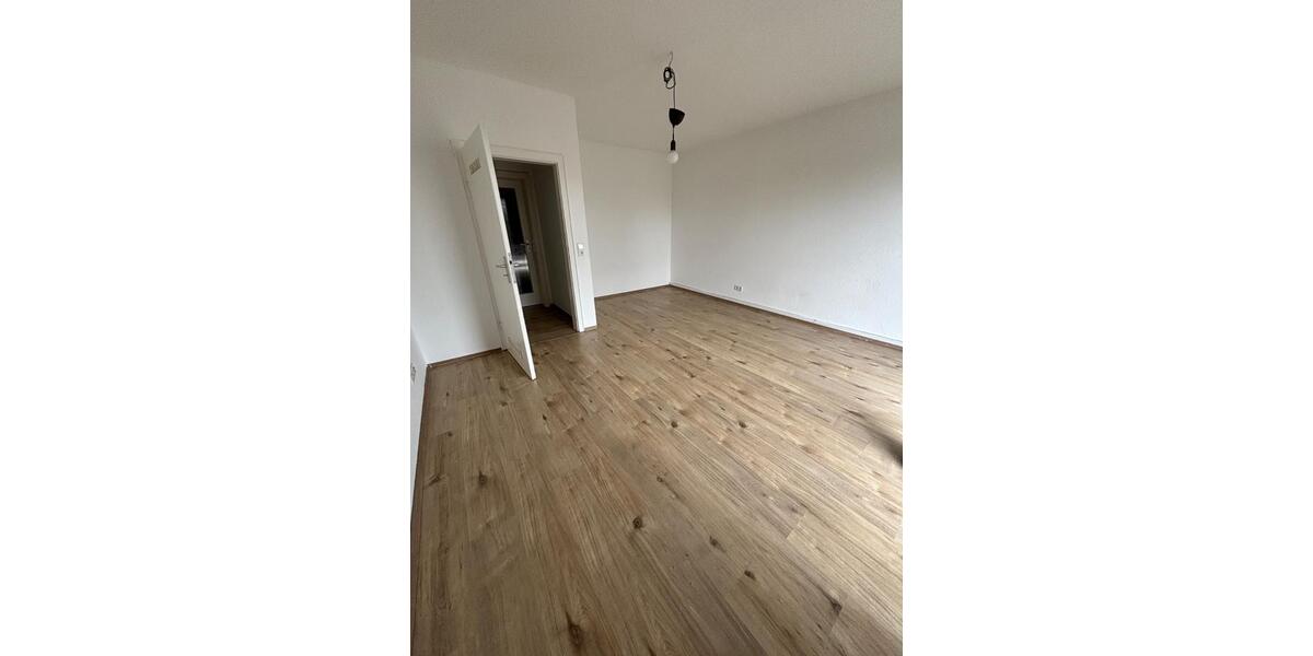 Etagenwohnung Wuppertal Gemarkung Elberfeld - 1 Zimmer, 20 m&sup2;, 410&euro; | Angebot:26067696