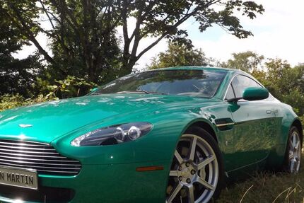 Aston Martin V8 Vantage 59.500 km 52.850 &euro; Mettmann 40822