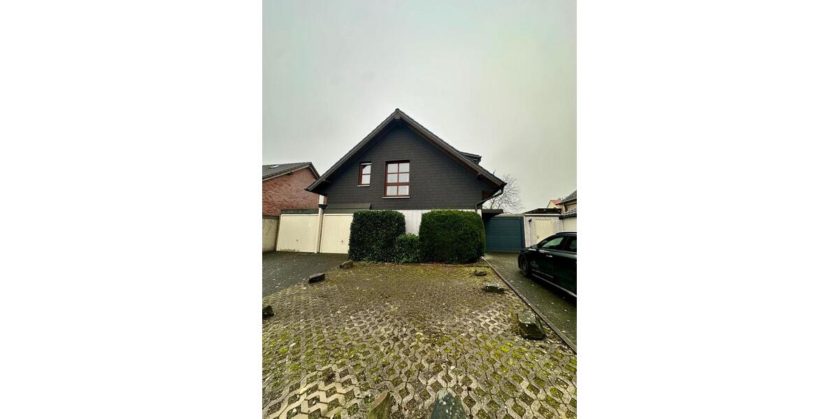 Einfamilienhaus Bochum Bochum-Südwest - 2 Zimmer, 100 m&sup2;, 1.090&euro; | Angebot:25084822