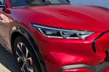 Ford Mustang Mach-E 74.681 km 29.990 &euro; Bergisch Gladbach 51467