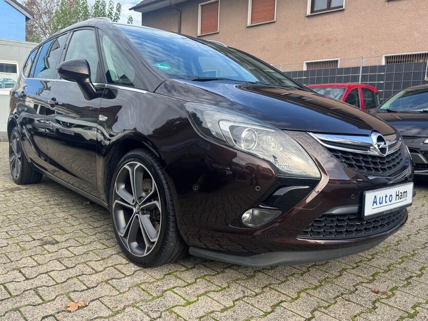 Opel Zafira 148.846 km 8.900 € Köln 50858