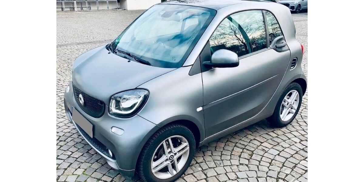 Smart ForTwo 91.999 km 9.900 &euro; Bergisch Gladbach 51465
