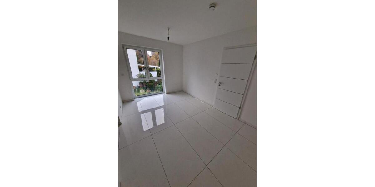 Einfamilienhaus Bergisch Gladbach Gronau - 4 Zimmer, 135 m&sup2;, 2.200&euro; | Angebot:26248135