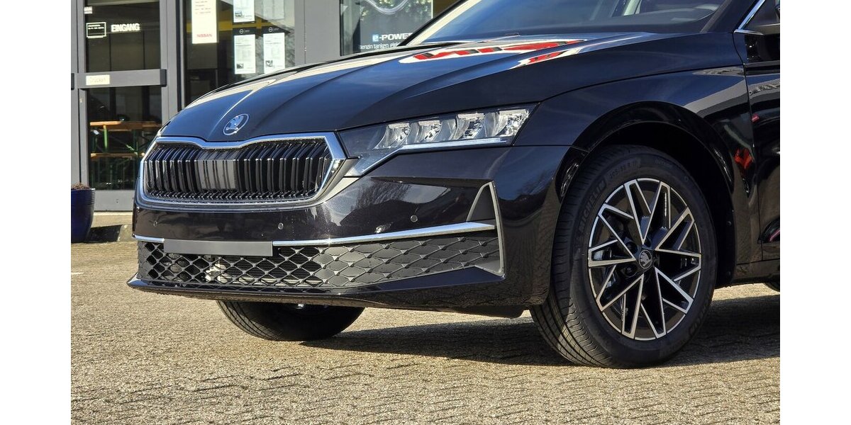 Skoda Octavia Selection Automatik|Winterpaket|LED 1.008 km 32.475 &euro; Wermelskirchen 42929