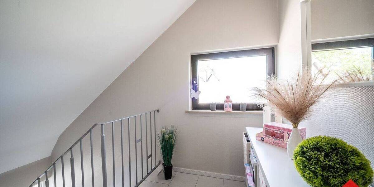 Zweifamilienhaus mit Garage, Kfz-Stellplätzen und schönem Grundstück - Mehrfamilienhaus, Wohnhaus Kierspe Kierspe Bahnhof | Angebot:26864847