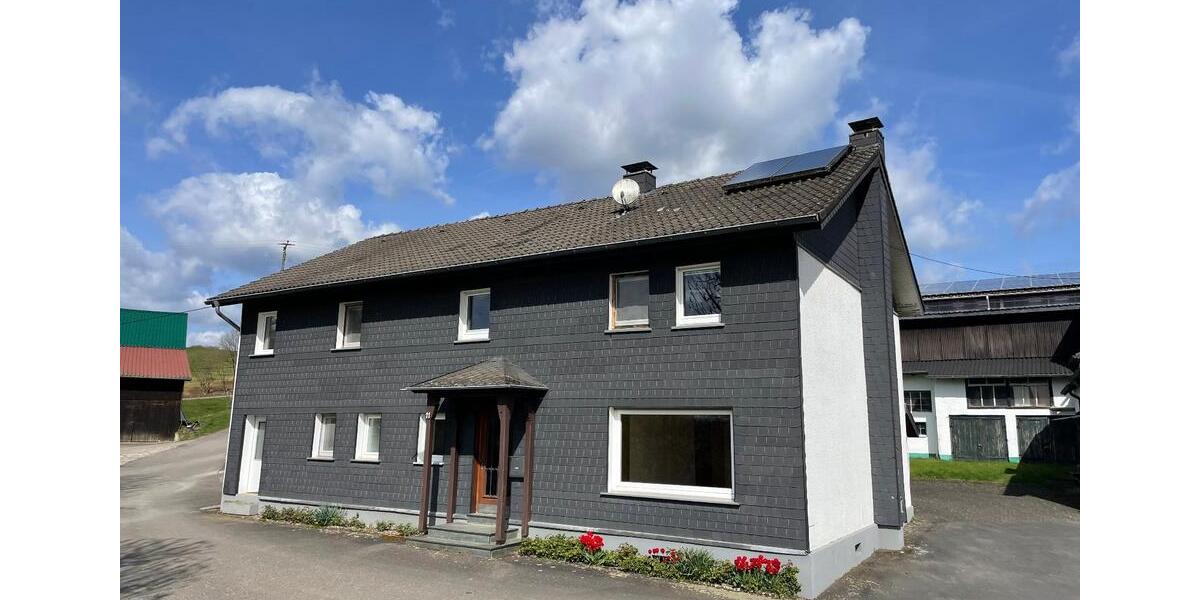 Einfamilienhaus Kürten - 6.5 Zimmer, 180 m&sup2;, 1.870&euro; | Angebot:26107846