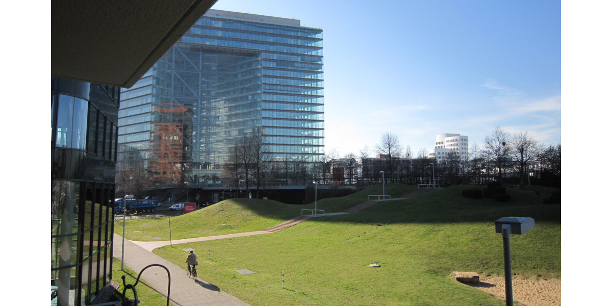 Schicke 3 Zimmer-Wohnung in BestlageNähe Rheinturm 3 zimmer