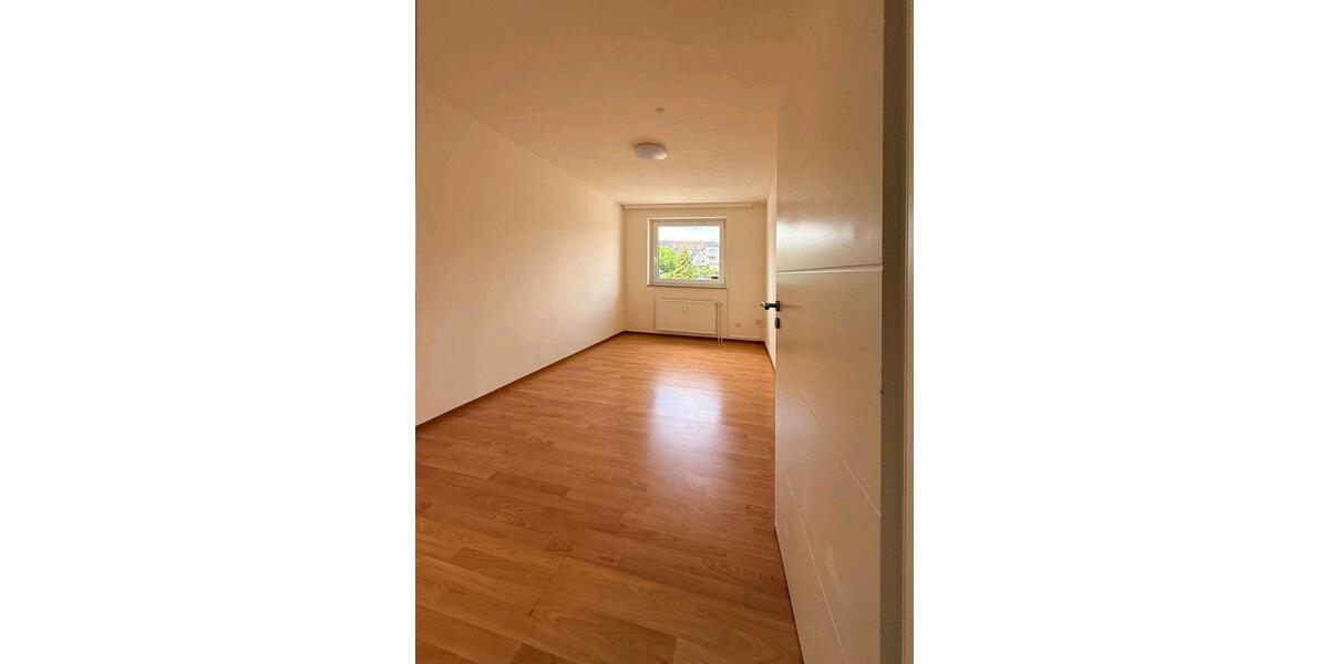 Terrassenwohnung Hückeswagen - 4 Zimmer, 95 m&sup2;, 249.000&euro; | Angebot:27162600