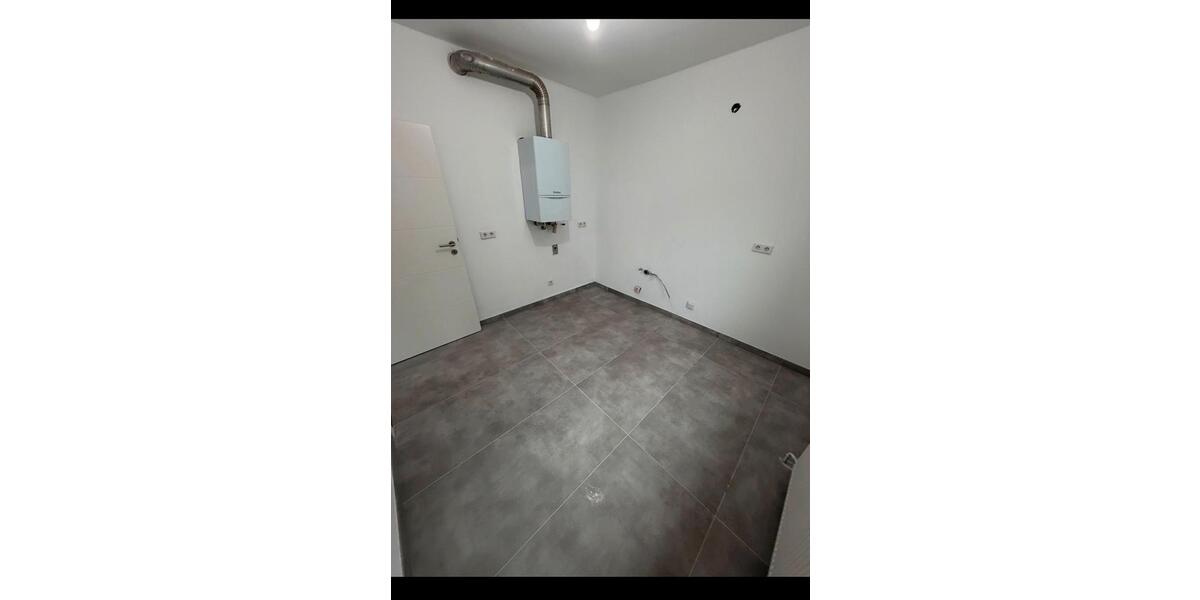 Erdgeschoßwohnung Solingen - 4 Zimmer, 88 m&sup2;, 1.364&euro; | Angebot:25654712