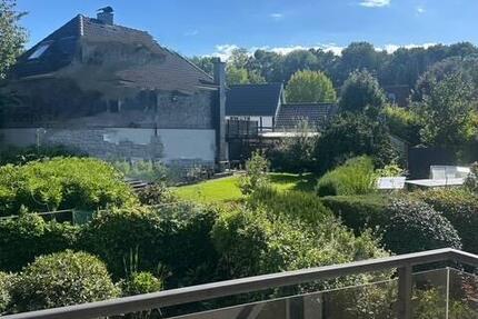 Modernes Reihenhaus in ruhiger Lage in Solingen-Gräfrath für maximal 2 Personen. 3 zimmer