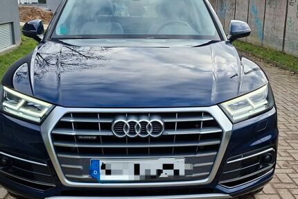 Audi Q5 121.500 km 25.500 &euro; Düsseldorf 40229