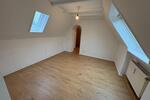 Dachgeschoßwohnung Leverkusen Bergisch Neukirchen - 2.5 Zimmer, 50 m&sup2;, 550&euro; | Angebot:26423991