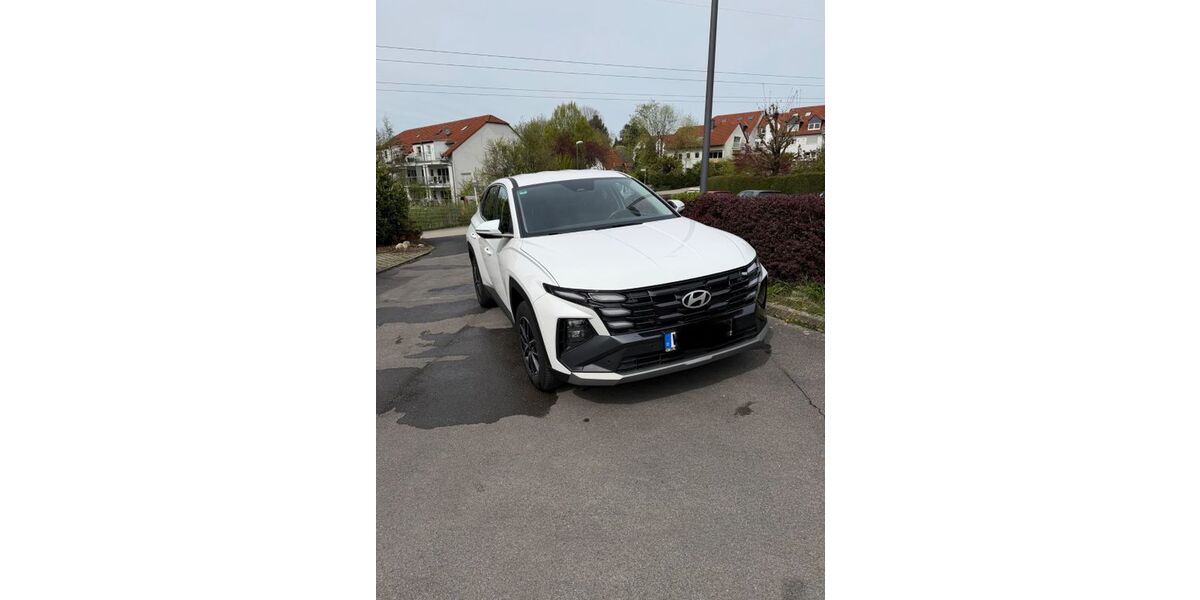 Hyundai TUCSON 35.416 km 24.500 &euro; Wuppertal 42111