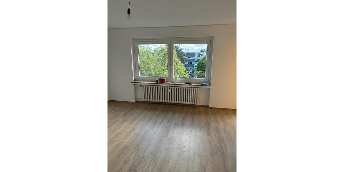Etagenwohnung Düsseldorf Derendorf - 3 Zimmer, 70 m&sup2;, 1.200&euro; | Angebot:26362632