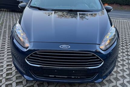 Ford Fiesta 68.250 km 4.200 &euro; Remscheid 42855