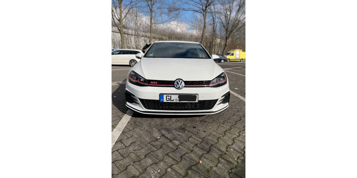 VW Golf 128.000 km 21.000 &euro; Engelskirchen 51766