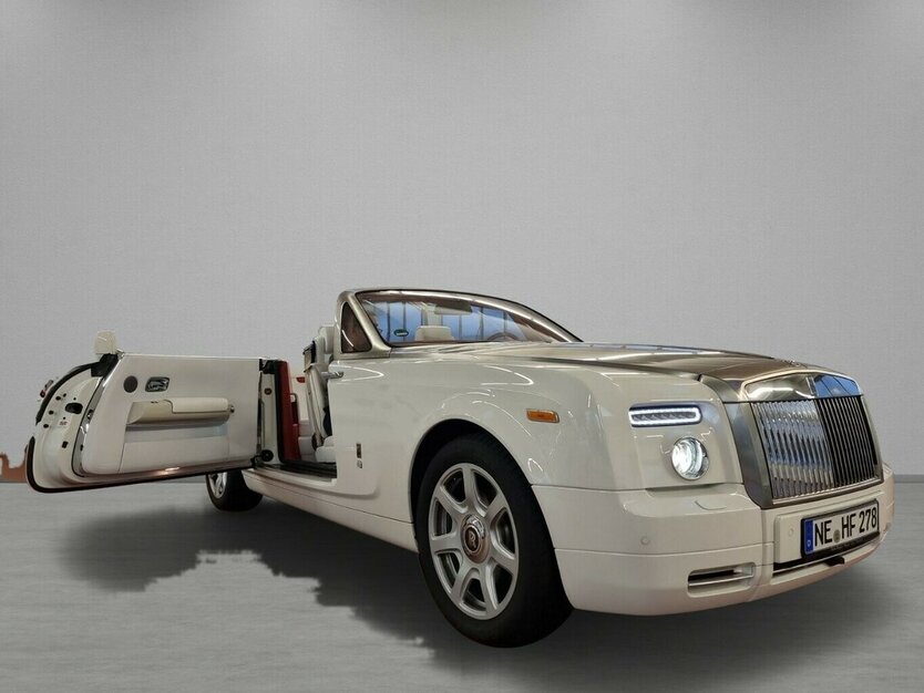 Rolls Royce Phantom Drophead Bespoke Spezial 21.800 km 195.000 € HAAN 42781