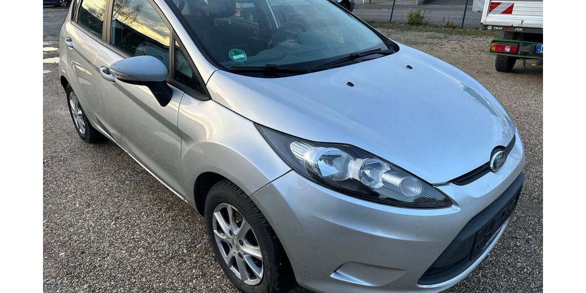 Ford Fiesta 210.000 km 2.200 &euro; Bergisch Gladbach bei Köln 51469