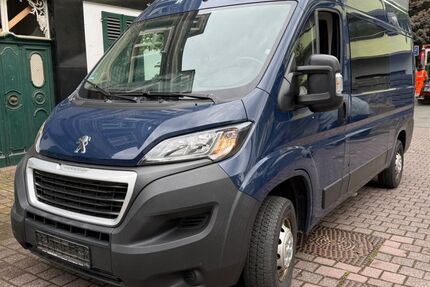 Peugeot Boxer 90.151 km 22.490 &euro; Wuppertal 42285